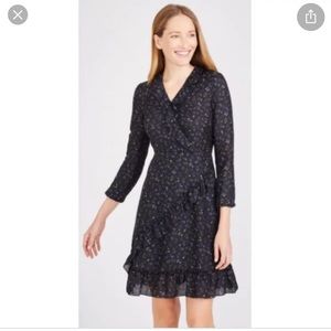 J. McLaughlin dress. Sonny Wildfleur Women’s dress. Black and purple. Size 8.